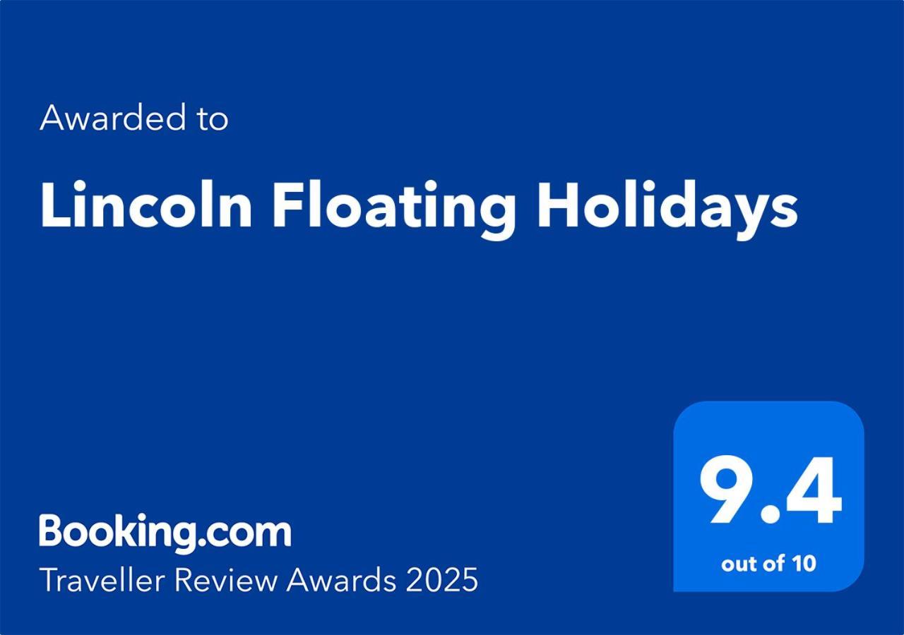 Lincoln Floating Holidays Eksteriør bilde